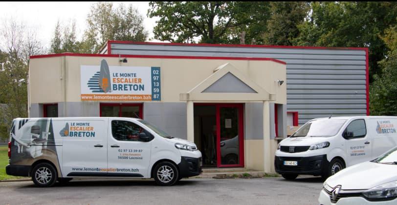 Photo présentant les locaux du monte escalier breton